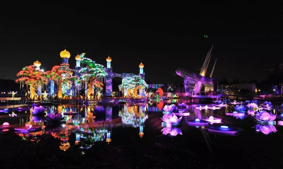 GLOW GARDEN. Life-style