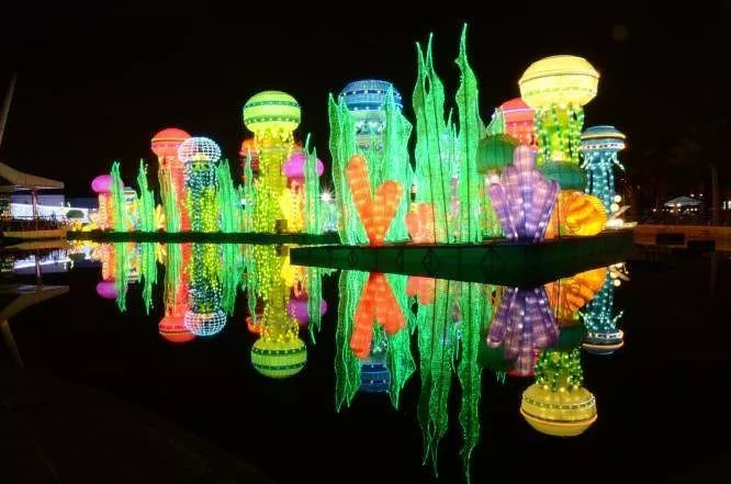 GLOW GARDEN. Life-style