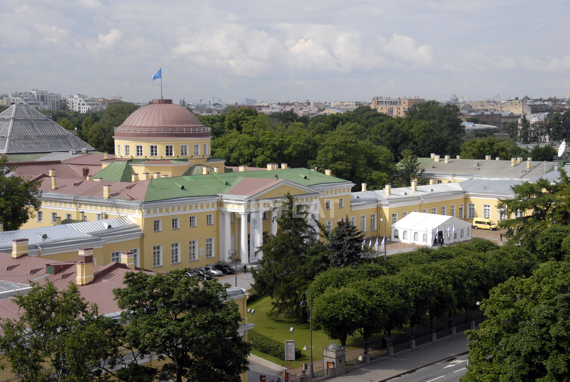 Вид из окна Вашей квартиры Продажа квартиры 170м² 'Шпалерная, 60' Таврическая ул., д. 43