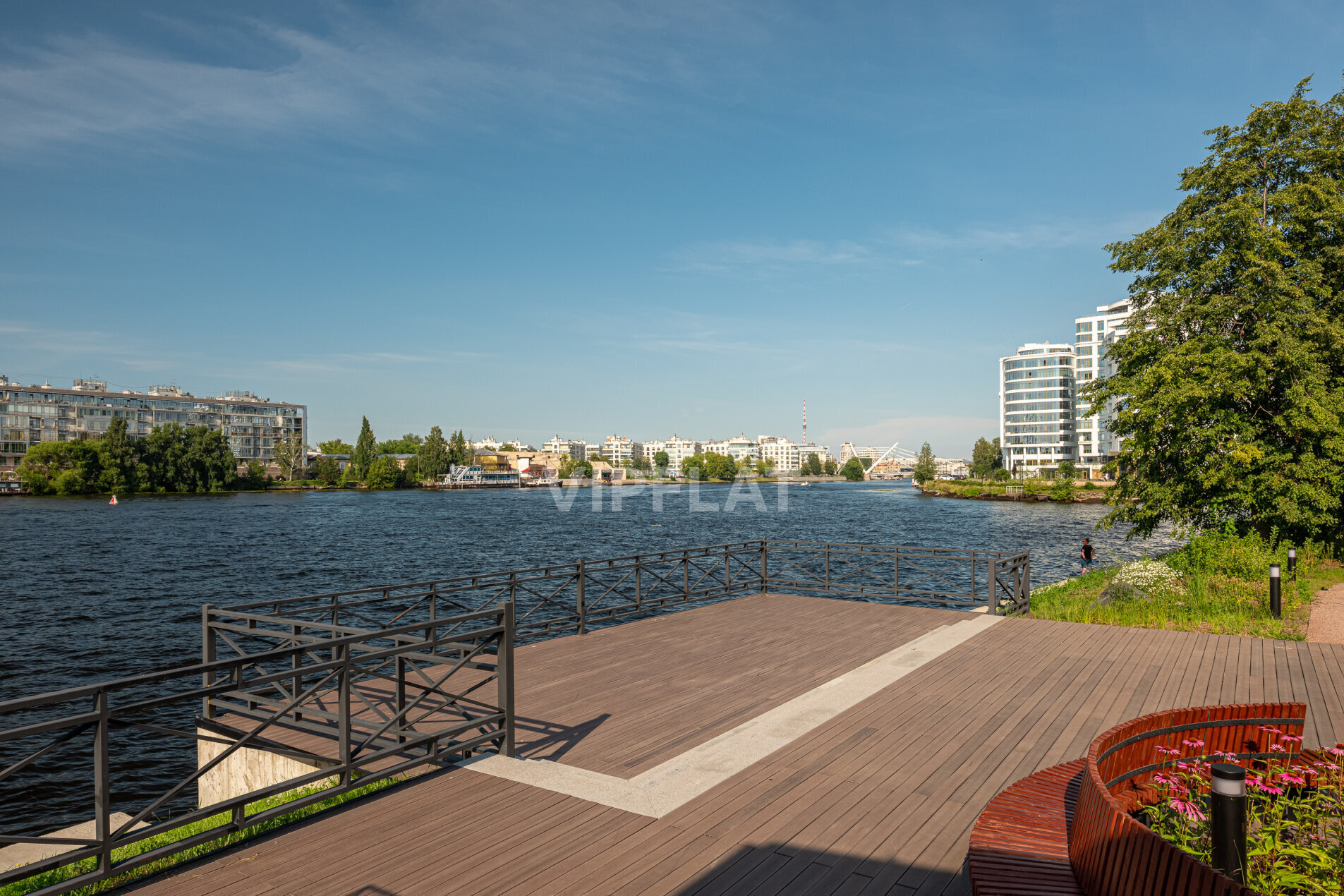 Продажа квартиры 268м² 'Neva Hаus' Петровский пр., 9