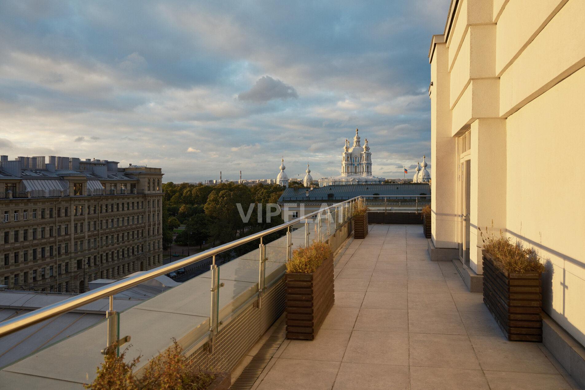 Продажа квартиры 227м² 'Смольный проспект' Смольный пр., 17 Продажа квартиры 227м² 'Смольный проспект' Смольный пр., 17