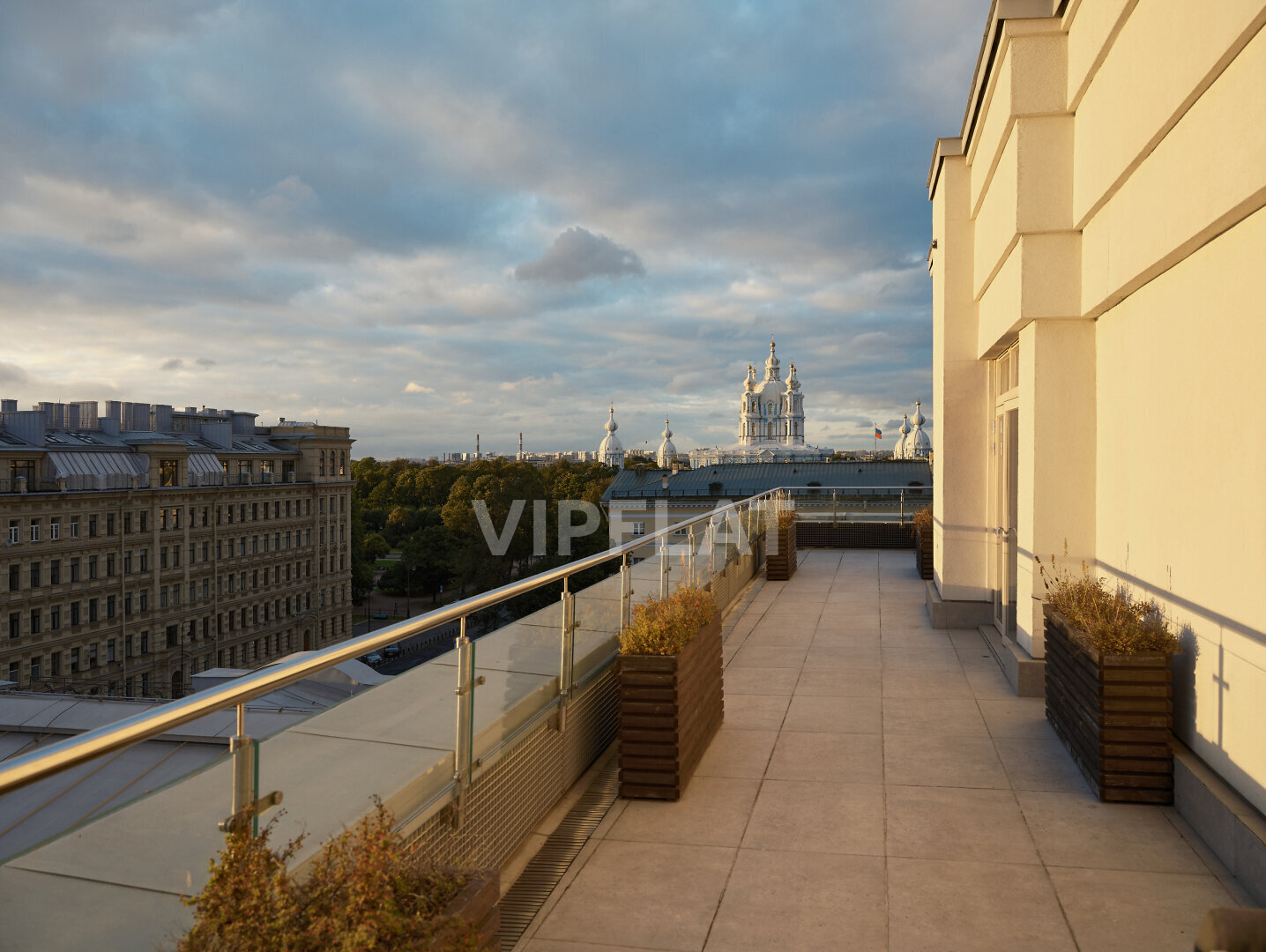 Продажа квартиры 227м² 'Смольный проспект' Смольный пр., 17 Продажа квартиры 227м² 'Смольный проспект' Смольный пр., 17