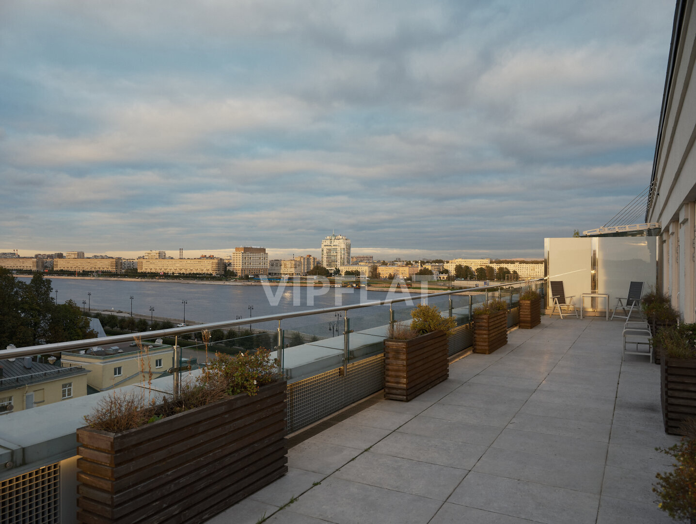 Продажа квартиры 227м² 'Смольный проспект' Смольный пр., 17 Продажа квартиры 227м² 'Смольный проспект' Смольный пр., 17