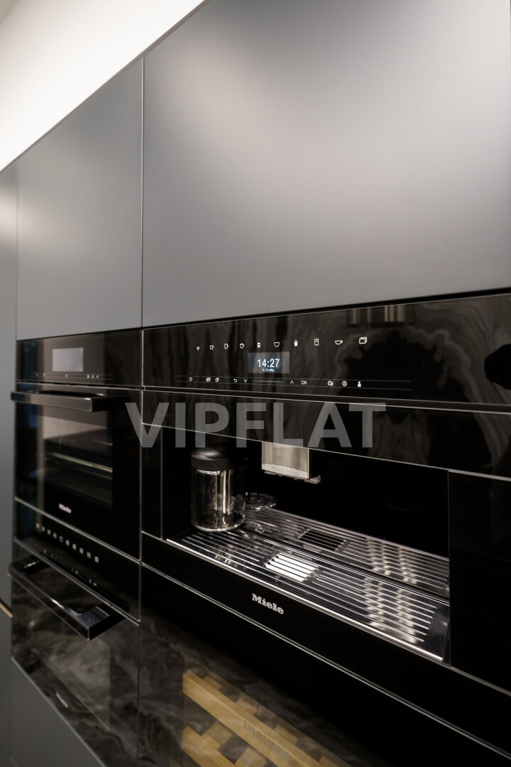 Немецкая техника премиум-класса Продажа квартиры 167м² 'Каменноостровская коллекция, 62' Каменноостровский пр., 62