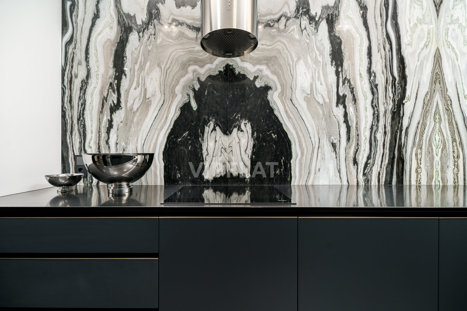 Кухня — арт-объект Продажа квартиры 167м² 'Каменноостровская коллекция, 62' Каменноостровский пр., 62