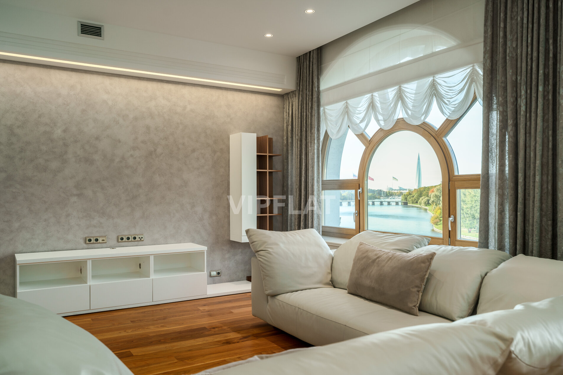 Изумительный вид Продажа квартиры 235м² 'Венеция' Депутатская ул., 26