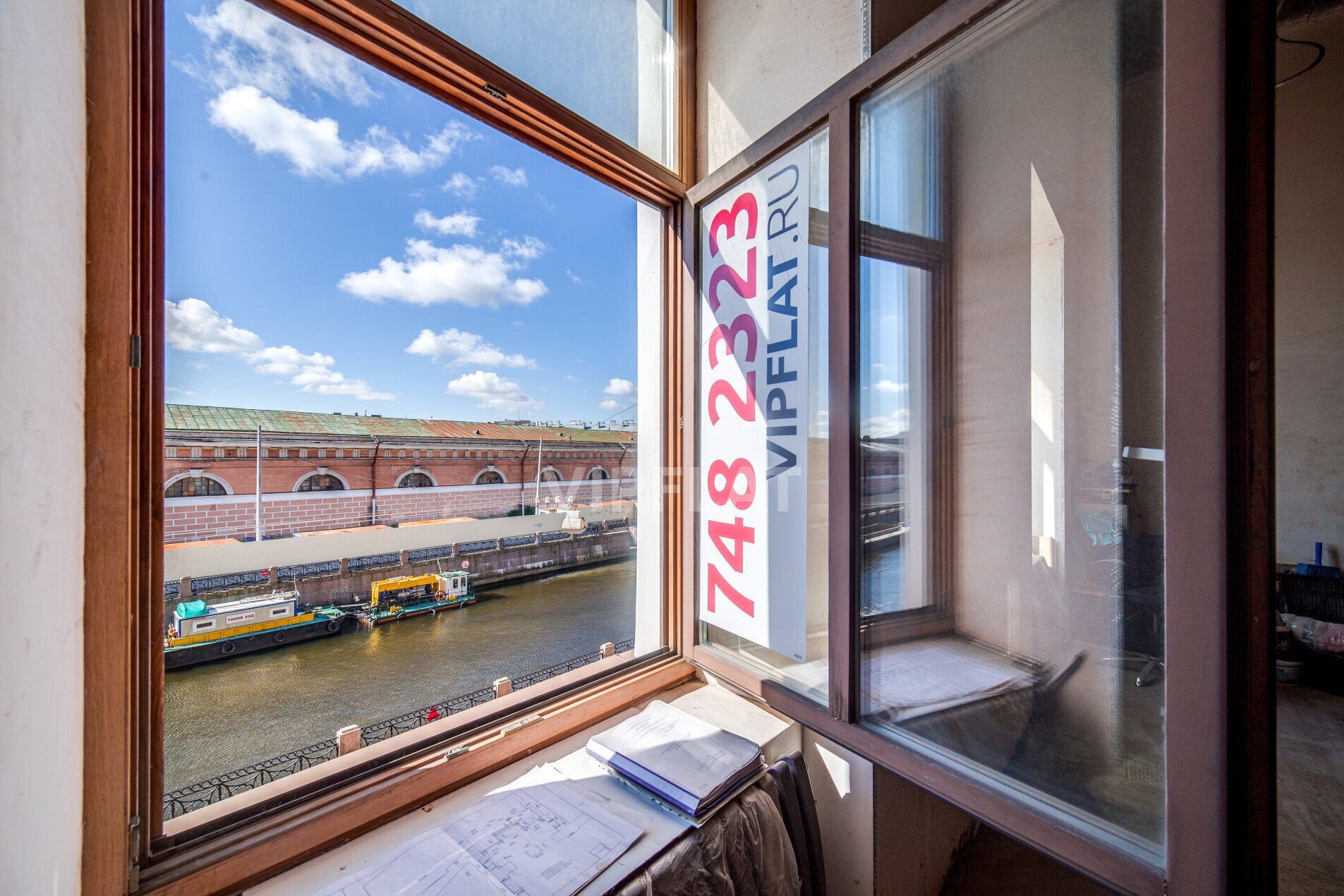 Большие окна Продажа квартиры 102м² 'Мойки, 5' Мойки реки наб., 5 Большие окна Продажа квартиры 102м² 'Мойки, 5' Мойки реки наб., 5