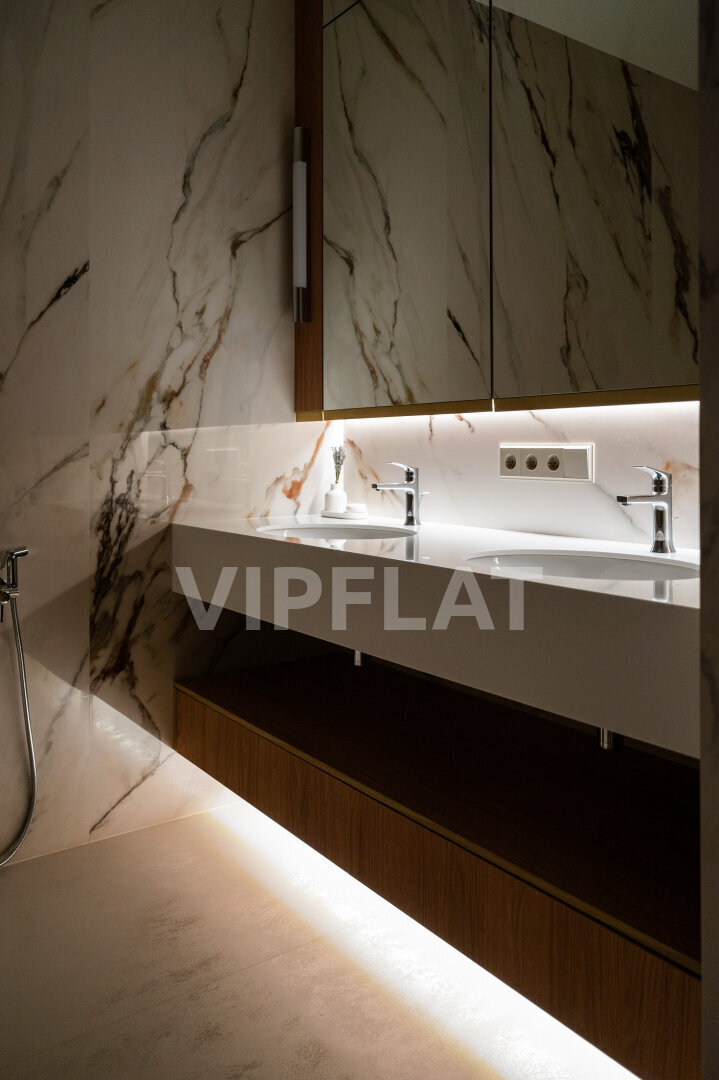 Продажа квартиры 132.3м² 'Neva Hаus' Петровский пр., 9-11 Продажа квартиры 132.3м² 'Neva Hаus' Петровский пр., 9-11