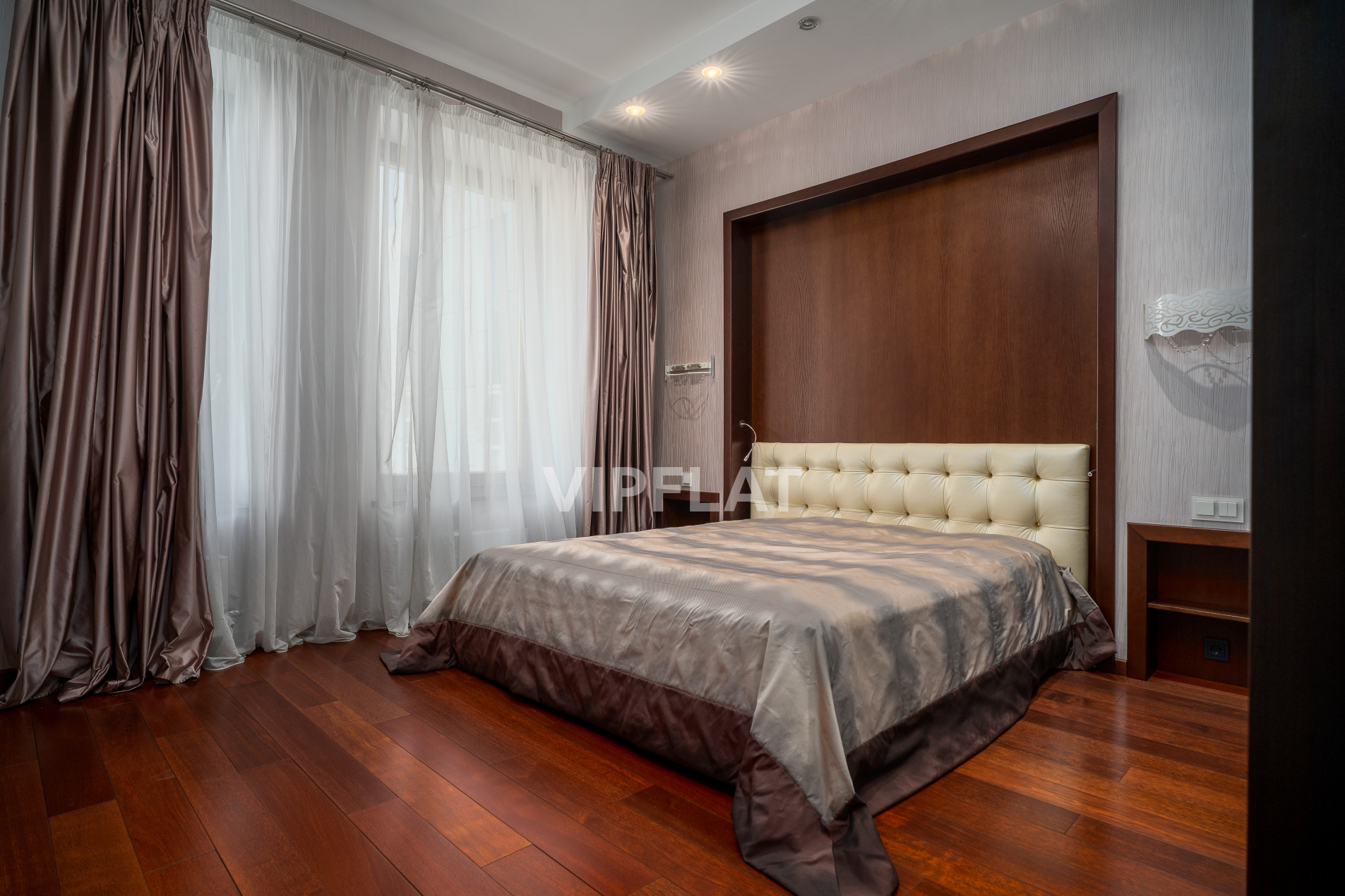 Продажа квартиры 150м² 'Дом у моря' Мартынова наб., 74