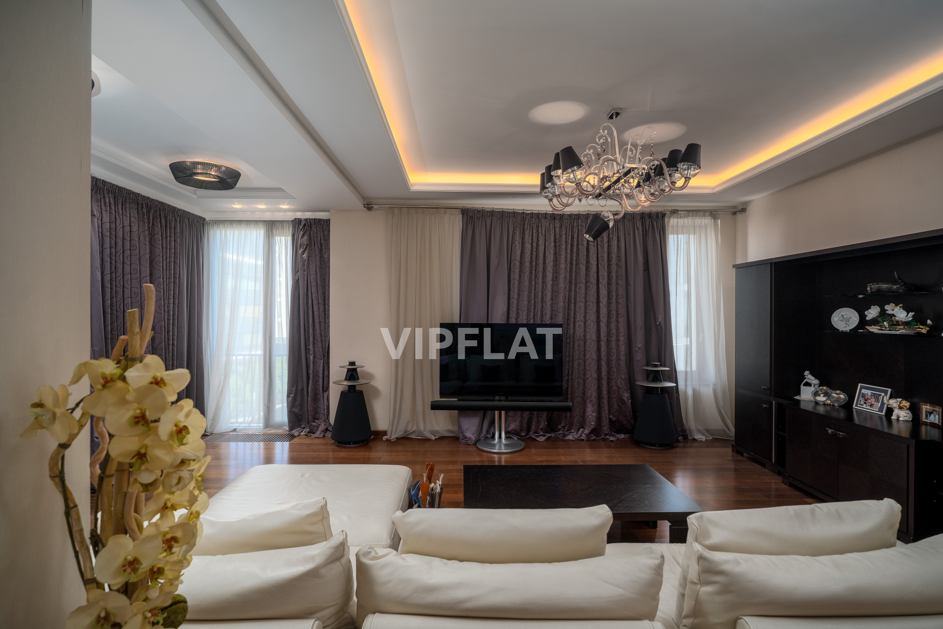 Продажа квартиры 150м² 'Дом у моря' Мартынова наб., 74