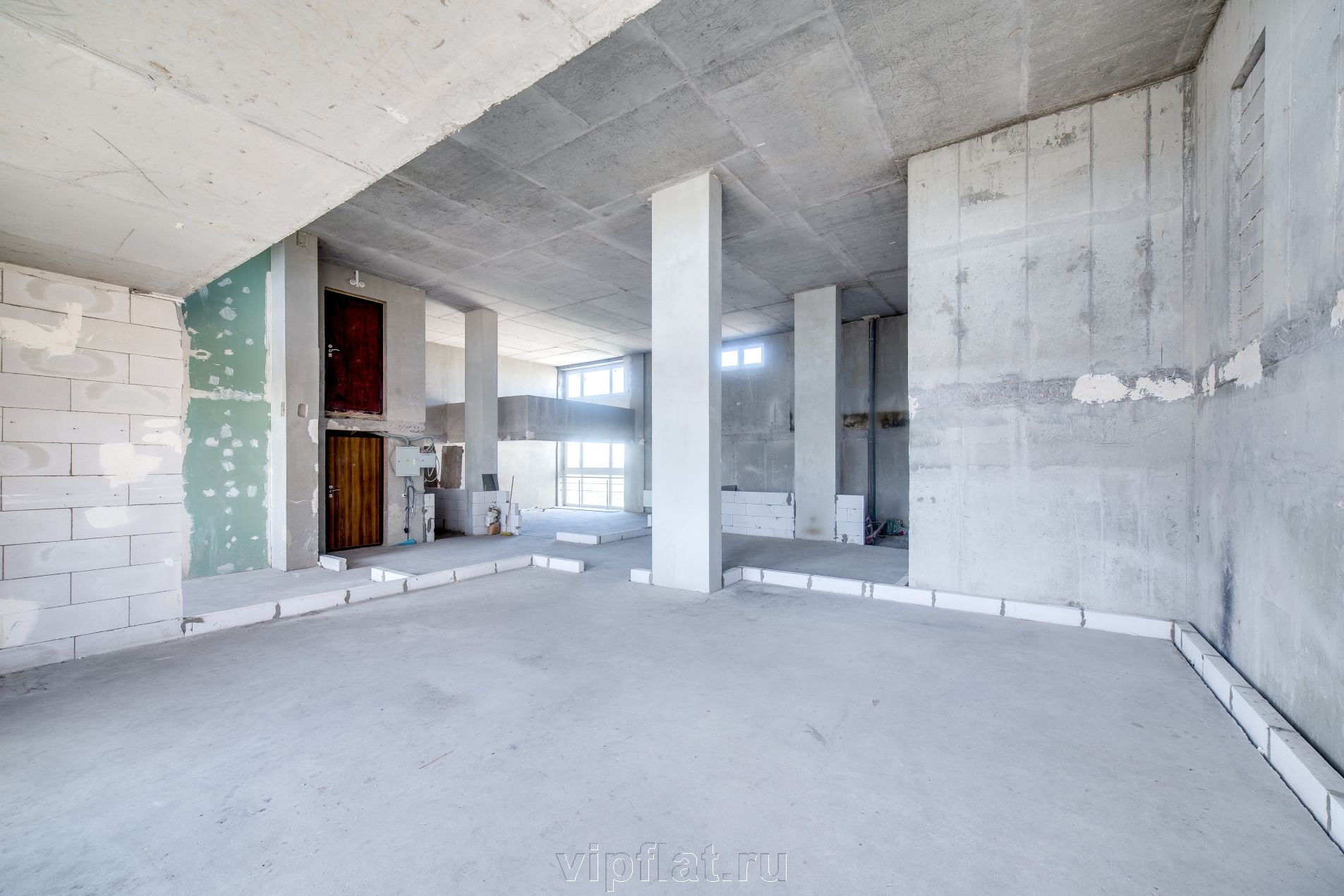 Внутри Продажа квартиры 232м² 'Смольный парк II' Орловская ул, 1 Внутри Продажа квартиры 232м² 'Смольный парк II' Орловская ул, 1