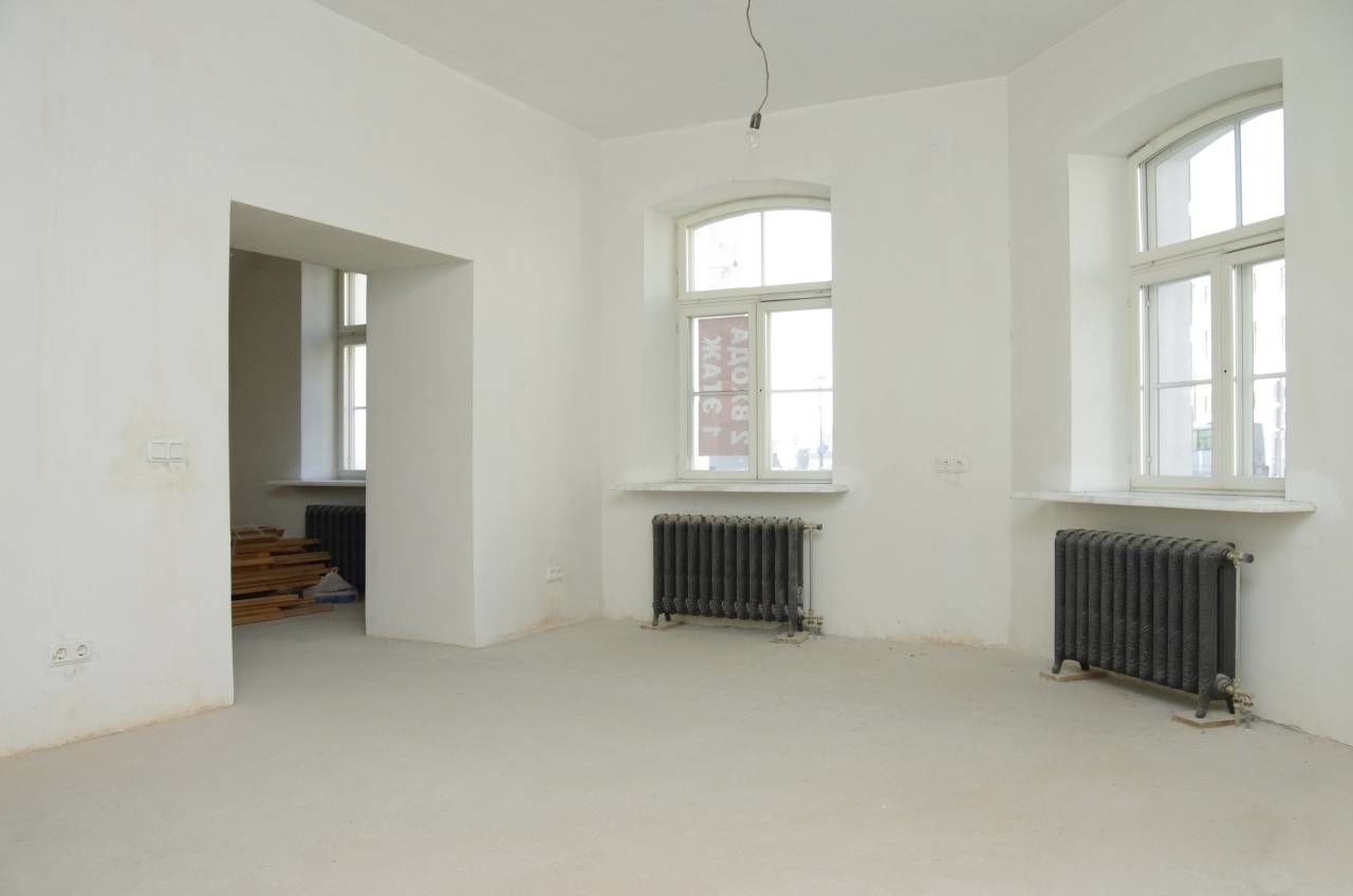 Внутри, 1 этаж Продажа квартиры 362м² 'Мойки, 22а' Мойки реки наб., 22а Внутри, 1 этаж Продажа квартиры 362м² 'Мойки, 22а' Мойки реки наб., 22а