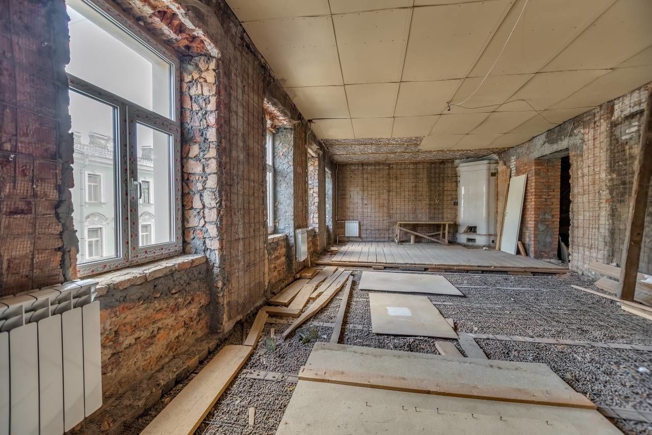 Свободная планировка. Видны металлические балки Продажа квартиры 169м² 'Исаакиевская, 7' Исаакиевская пл., 7 Свободная планировка. Видны металлические балки Продажа квартиры 169м² 'Исаакиевская, 7' Исаакиевская пл., 7