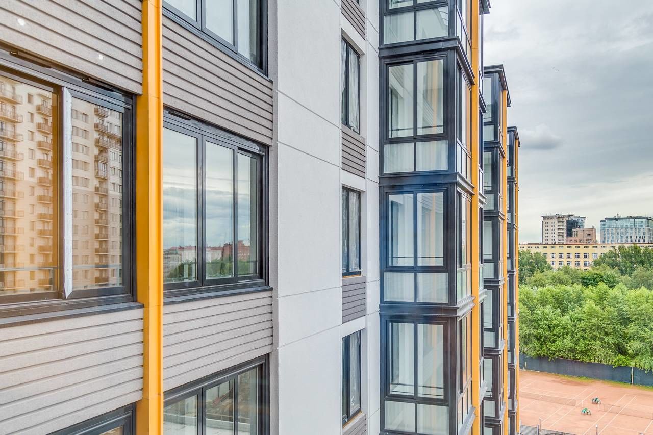 Современный фасад Продажа квартиры 211м² 'SUOMI' Средний пр., В.O, 89 Современный фасад Продажа квартиры 211м² 'SUOMI' Средний пр., В.O, 89