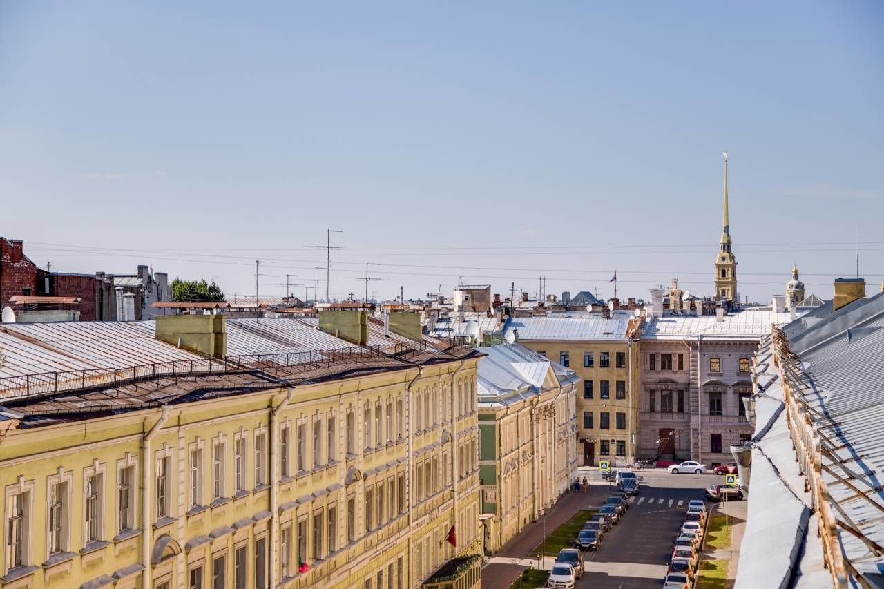 Вид из окна Продажа квартиры 191м² 'Мойки, 3' Мойки реки наб., 3 Вид из окна Продажа квартиры 191м² 'Мойки, 3' Мойки реки наб., 3