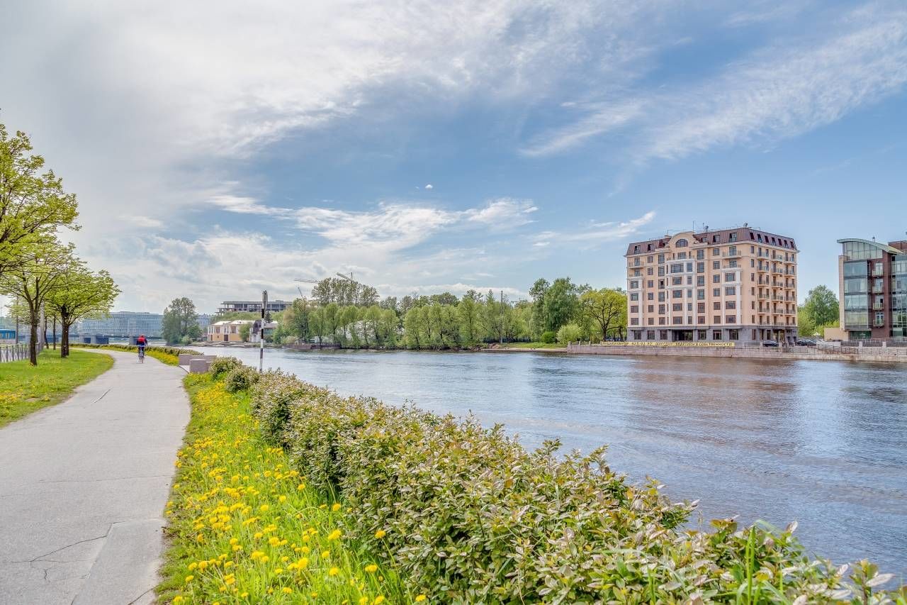 Вид на дом Продажа квартиры 211м² 'Brilliant House' Динамо пр., 6 Вид на дом Продажа квартиры 211м² 'Brilliant House' Динамо пр., 6