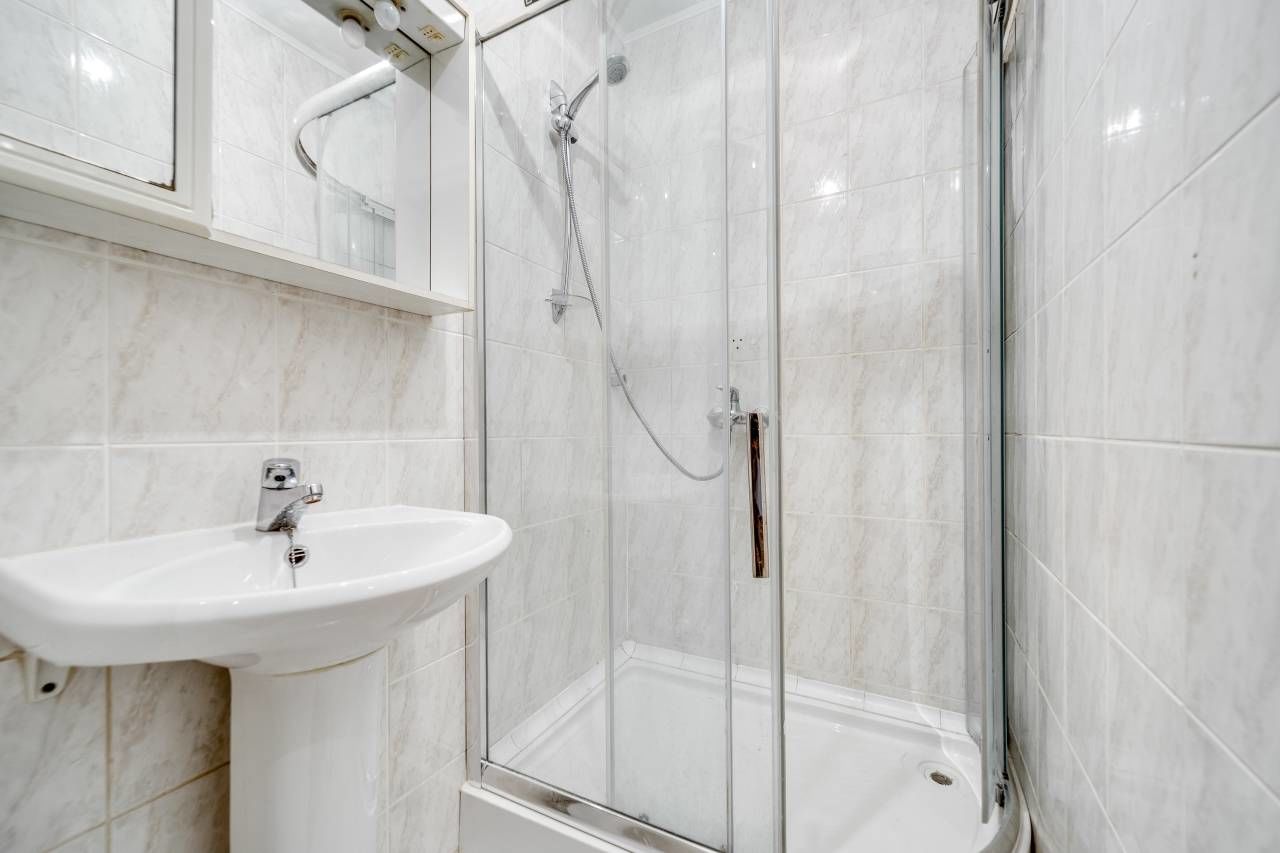 Гостевой санузел Продажа квартиры 310м² 'Каменноостровский, 29' Каменноостровский пр., 29 Гостевой санузел Продажа квартиры 310м² 'Каменноостровский, 29' Каменноостровский пр., 29