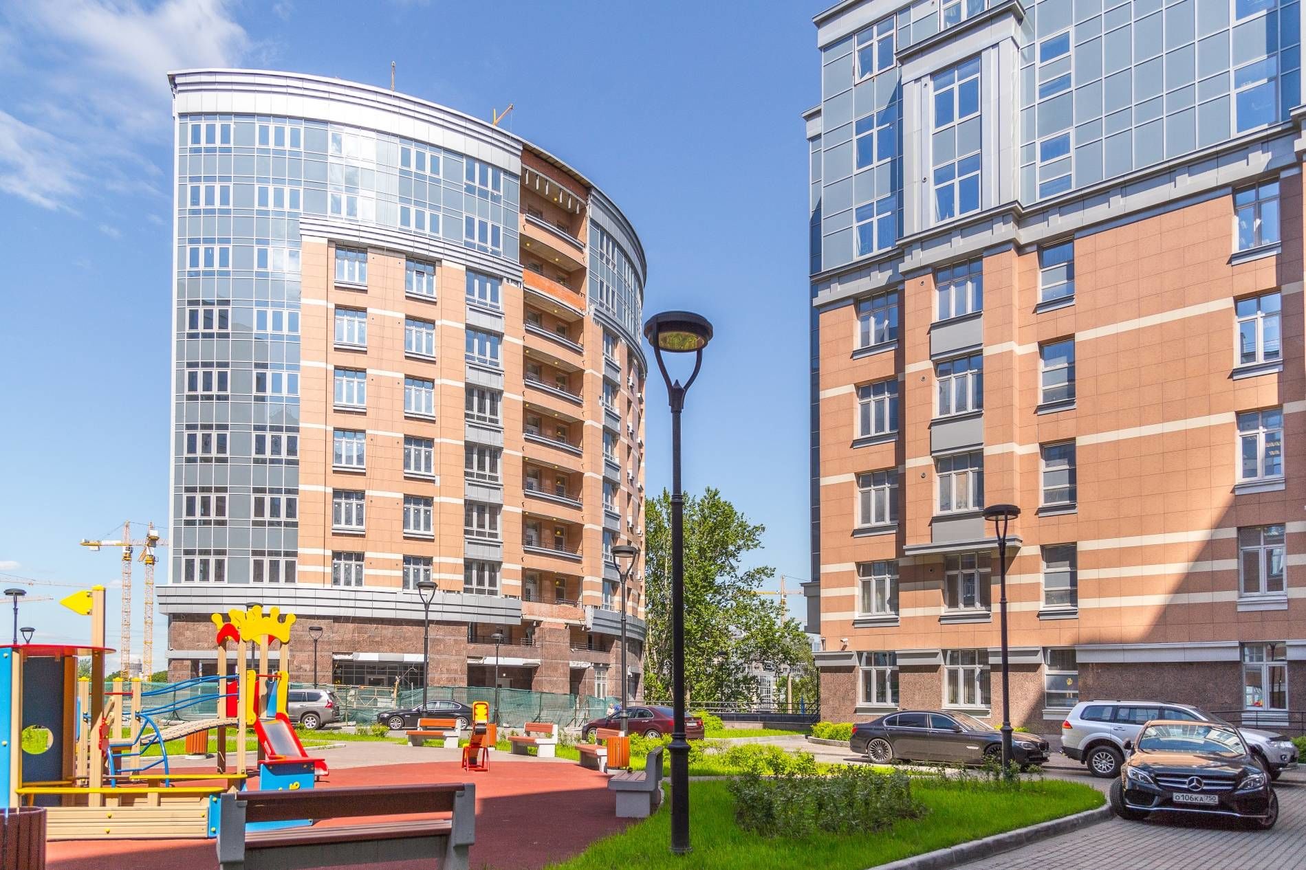 Квартира занимает верхний этаж Продажа квартиры 246м² 'Премьер Палас' Пионерская ул., 50 Квартира занимает верхний этаж Продажа квартиры 246м² 'Премьер Палас' Пионерская ул., 50