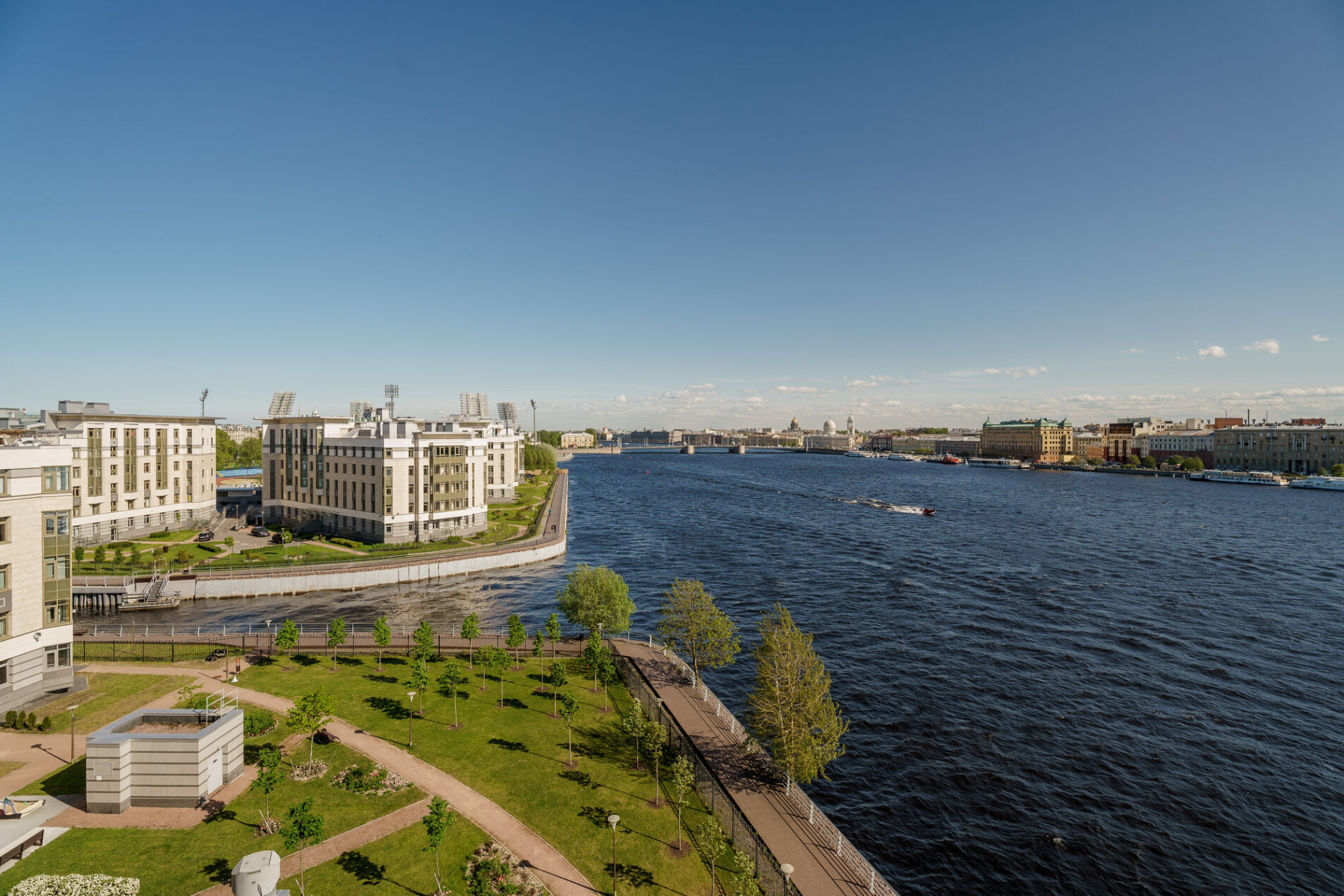 В окружении истории Продажа апартамента 347м² 'Royal Park' Петровский пр., 2 В окружении истории Продажа апартамента 347м² 'Royal Park' Петровский пр., 2