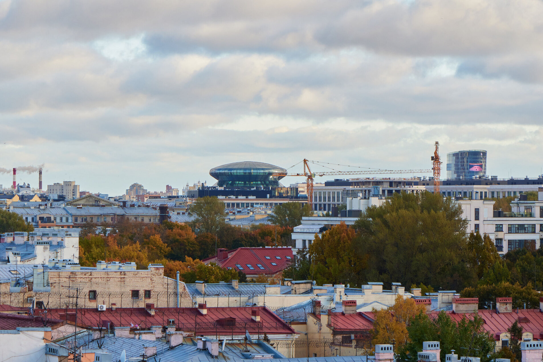 Виды на город Продажа квартиры 310м² 'Доходный дом купцов Гулиных' Чайковского ул., 61 Виды на город Продажа квартиры 310м² 'Доходный дом купцов Гулиных' Чайковского ул., 61