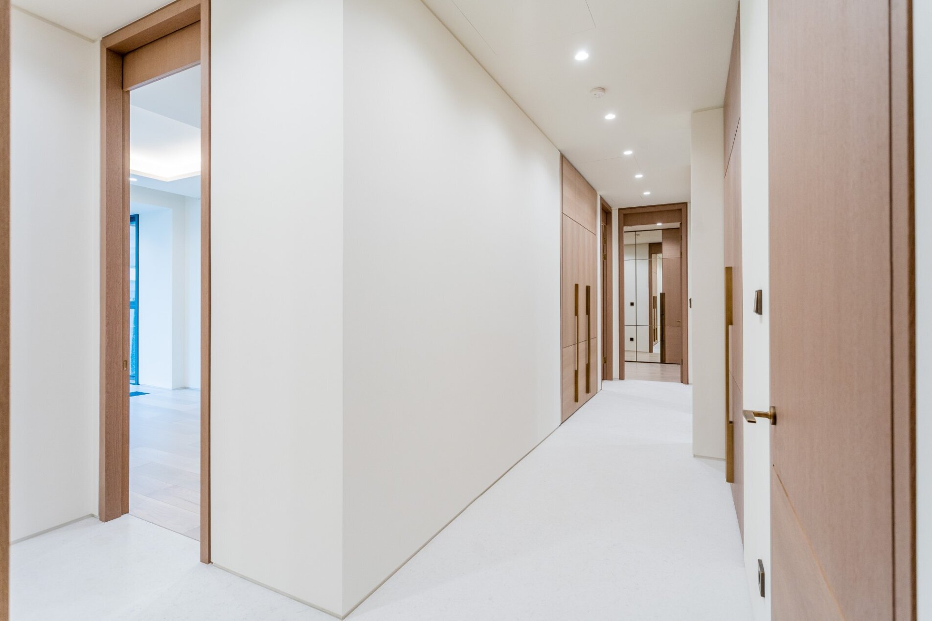 Продажа квартиры 156м² 'One Trinity Place' Адмирала Лазарева наб., 22 Продажа квартиры 156м² 'One Trinity Place' Адмирала Лазарева наб., 22
