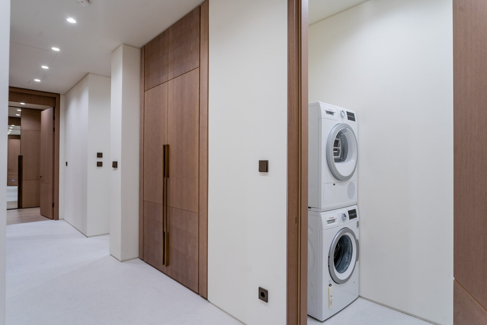 Продажа квартиры 156м² 'One Trinity Place' Адмирала Лазарева наб., 22 Продажа квартиры 156м² 'One Trinity Place' Адмирала Лазарева наб., 22