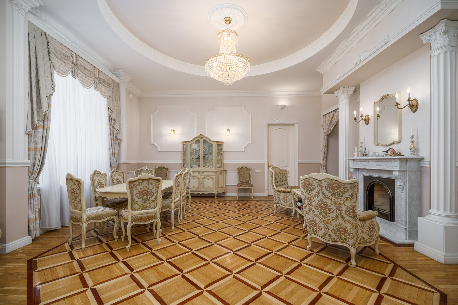 Продажа квартиры 196м² 'Дом Бенуа' Каменноостровский пр., 26-28 Продажа квартиры 196м² 'Дом Бенуа' Каменноостровский пр., 26-28