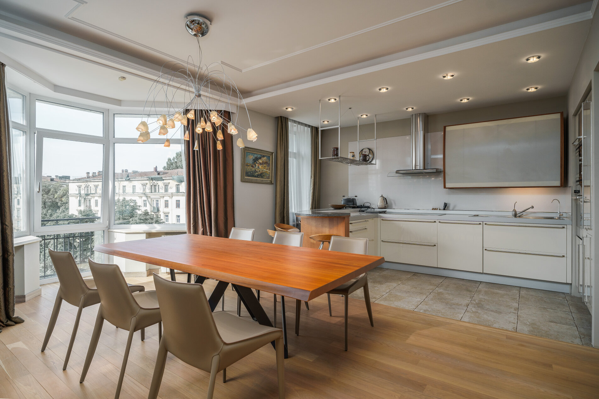 Продажа квартиры 137м² 'Дом на Ждановской 10' Ждановская наб., 10