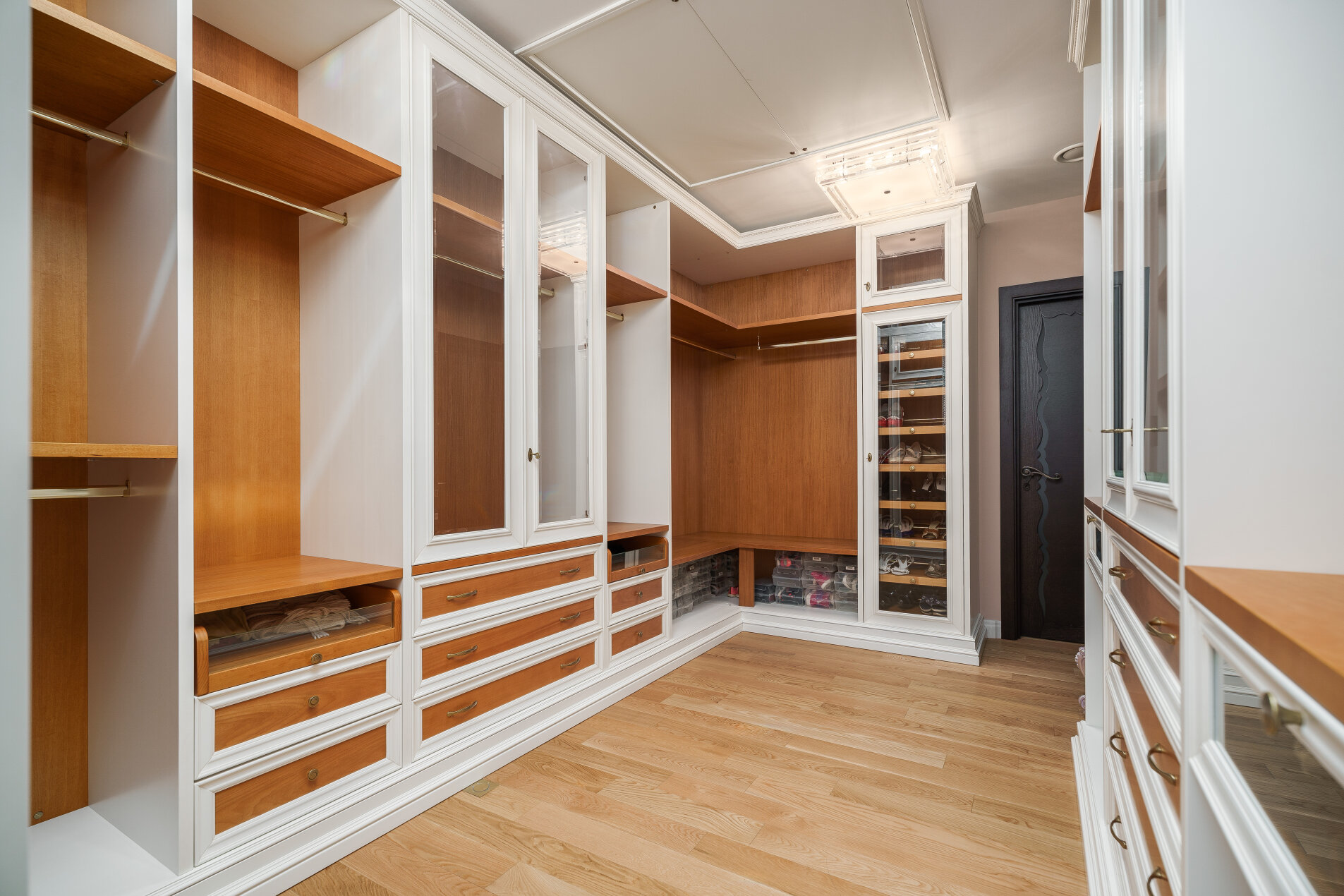 Продажа квартиры 174.7м² 'Ковенский, 5' Ковенский пер., 5 Продажа квартиры 174.7м² 'Ковенский, 5' Ковенский пер., 5