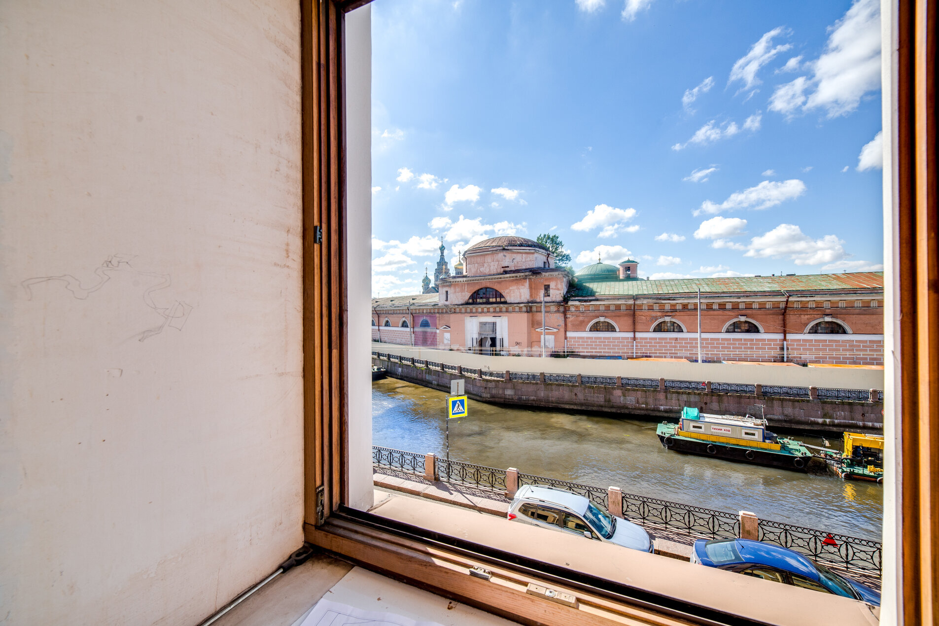 Вид из окон Продажа квартиры 102м² 'Мойки, 5' Мойки реки наб., 5