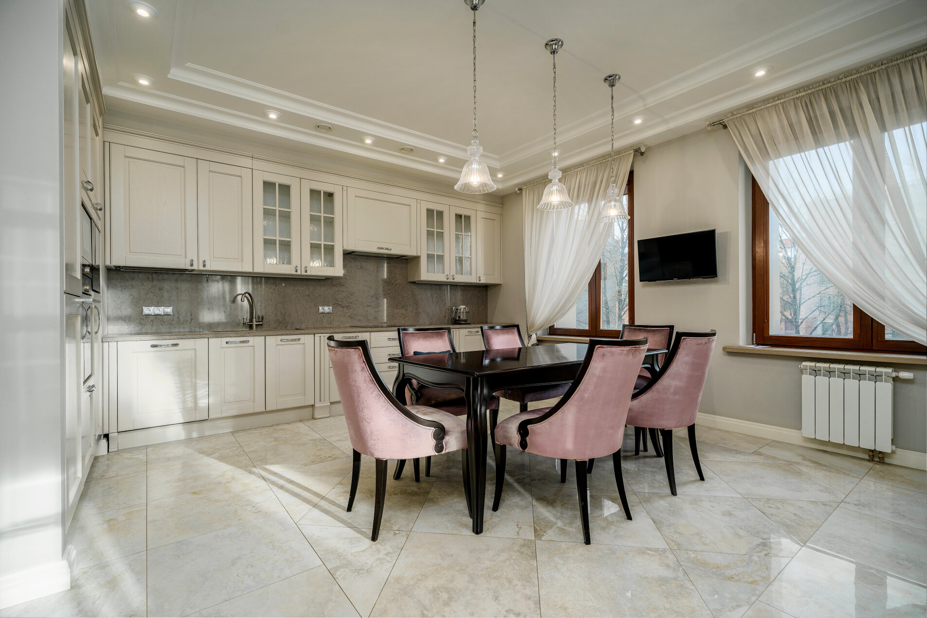 Светлая кухня Продажа квартиры 151м² 'Смольный парк II' Смольного ул. 4