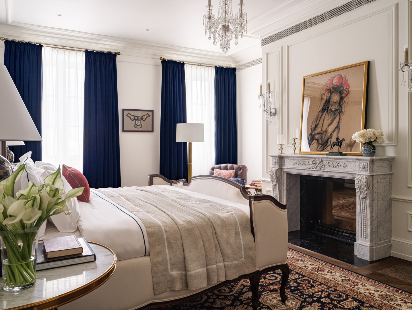 Спальня Продажа квартиры 485м² 'CHEVAL COURT' Конюшенная пл., 2 Спальня Продажа квартиры 485м² 'CHEVAL COURT' Конюшенная пл., 2