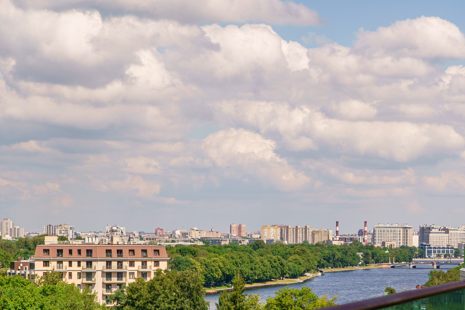 Видна вода Продажа квартиры 325м² 'Привилегия' Вязовая ул., 8
