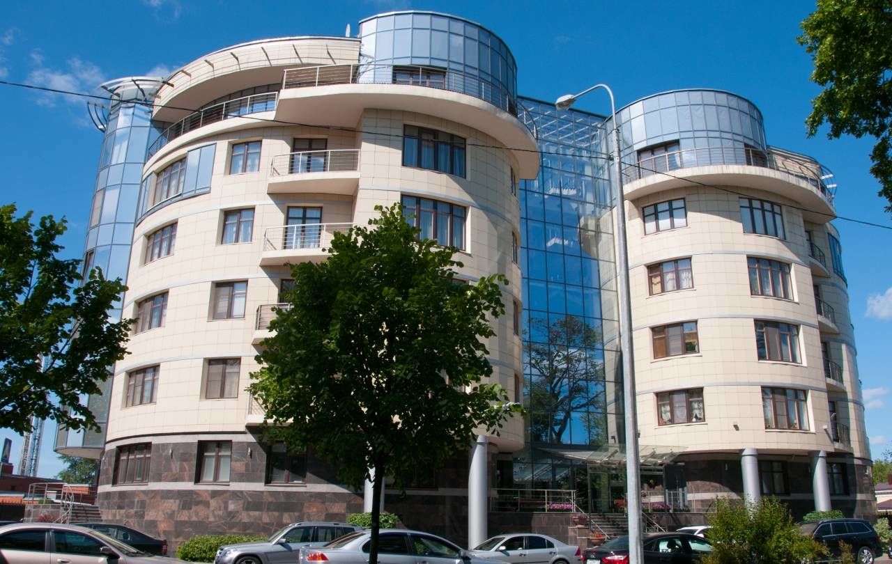 Фасад дома Продажа квартиры 152м² 'Krestovsky Palace' Эсперова ул. , 1 Фасад дома Продажа квартиры 152м² 'Krestovsky Palace' Эсперова ул. , 1