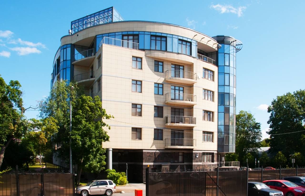 Гостевая автостоянка Продажа квартиры 152м² 'Krestovsky Palace' Эсперова ул. , 1 Гостевая автостоянка Продажа квартиры 152м² 'Krestovsky Palace' Эсперова ул. , 1