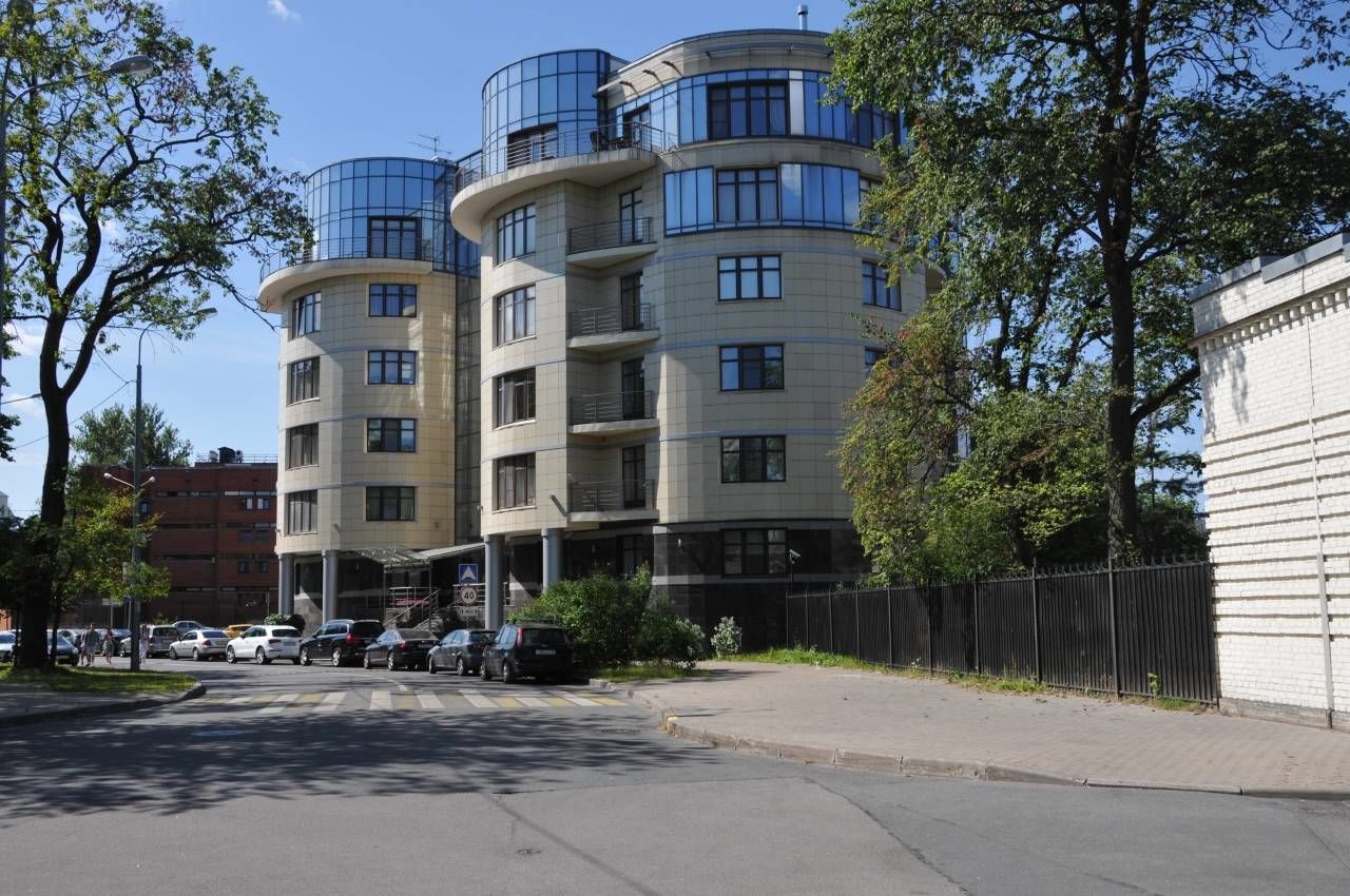 Тихая улица Эсперова Продажа квартиры 152м² 'Krestovsky Palace' Эсперова ул. , 1 Тихая улица Эсперова Продажа квартиры 152м² 'Krestovsky Palace' Эсперова ул. , 1