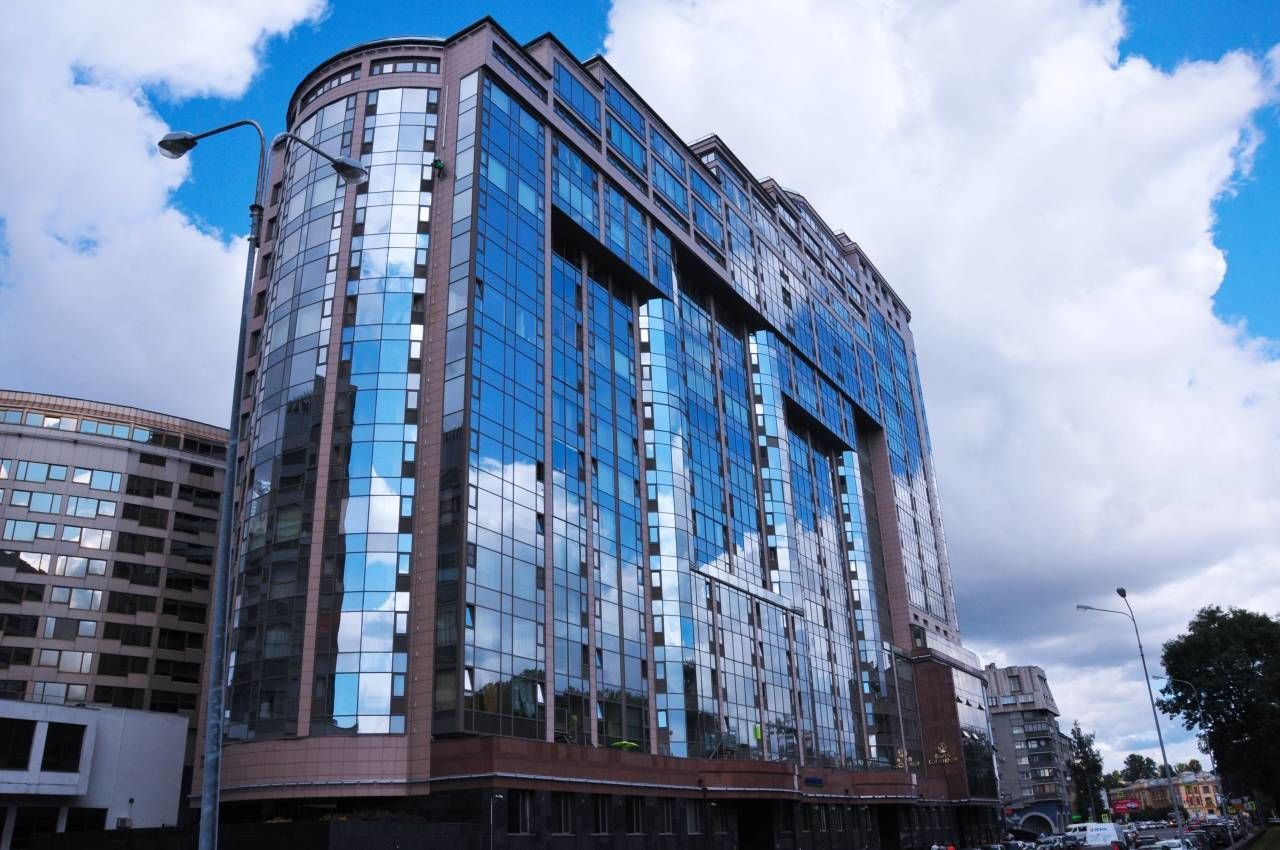 Фасад дома Продажа квартиры 129м² 'Монблан' Б. Сампсониевский пр., 4-6
