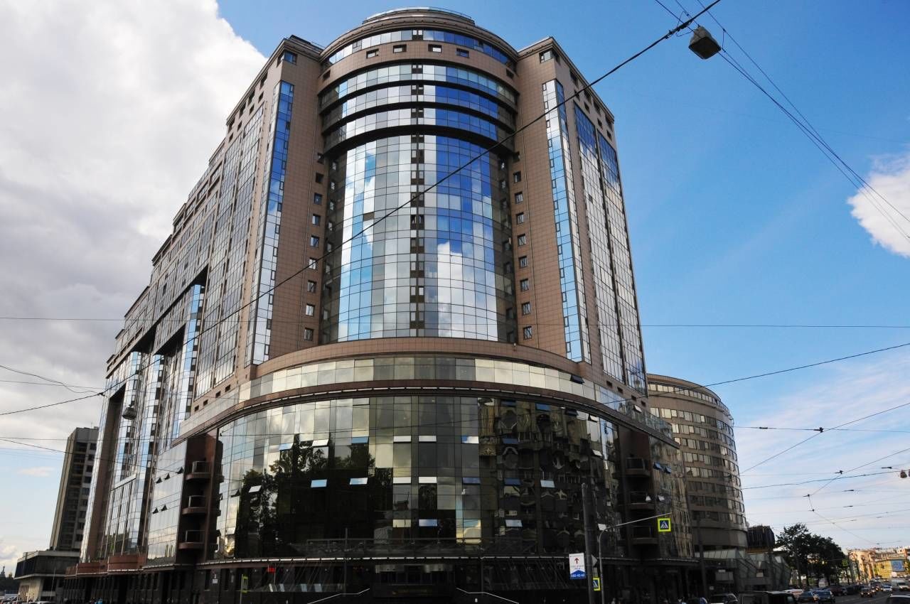 Вид на дом Продажа квартиры 129м² 'Монблан' Б. Сампсониевский пр., 4-6