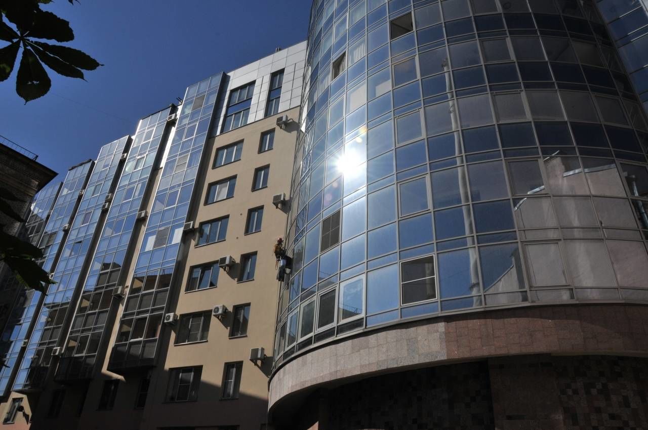 Сплошное остекление Продажа квартиры 136м² 'Новый Колизей' Восстания ул., 6А Сплошное остекление Продажа квартиры 136м² 'Новый Колизей' Восстания ул., 6А