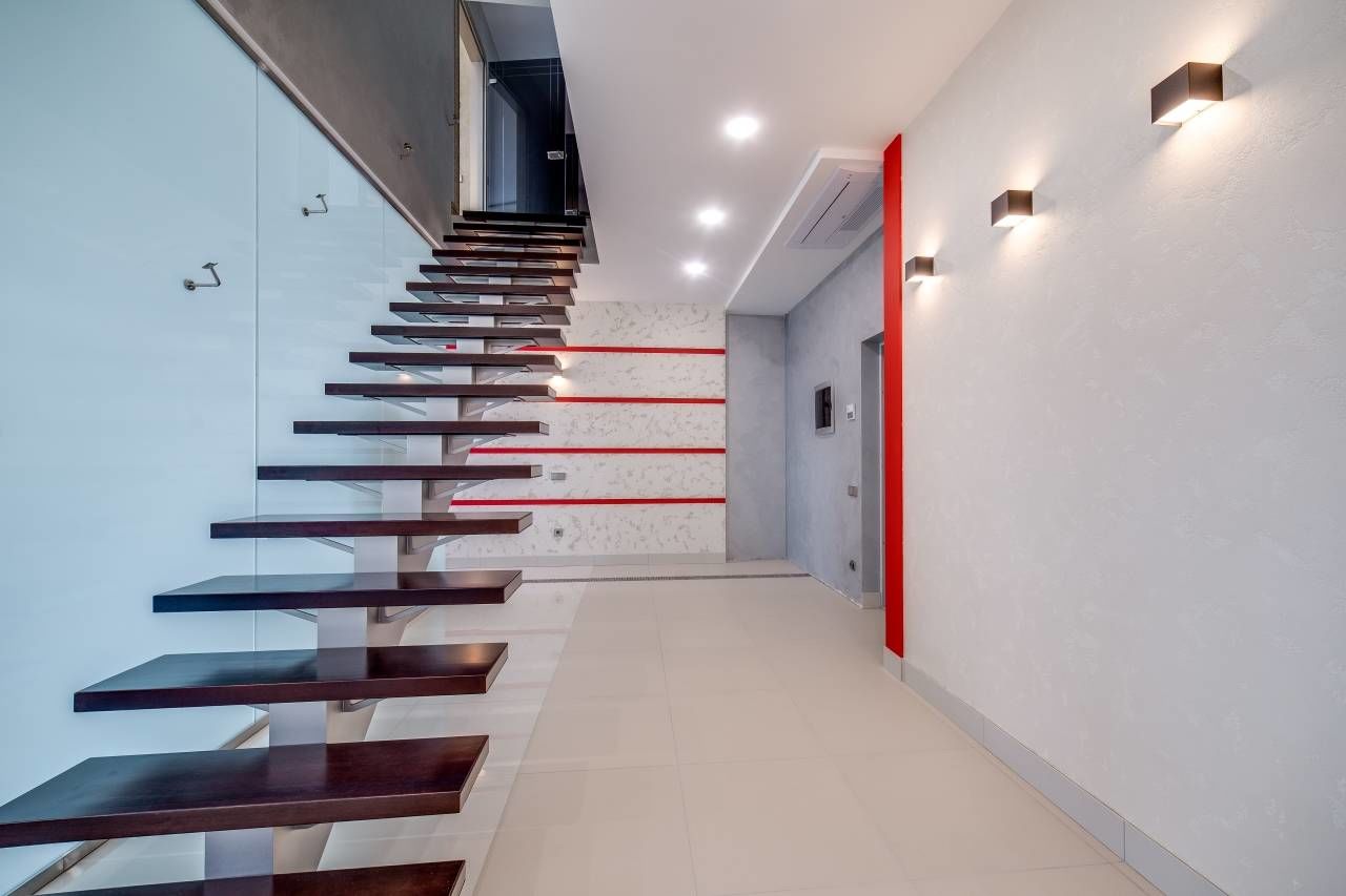 Лестница на второй уровень Продажа квартиры 130м² 'Фермское, 20' Фермское ш., 20 к. 1