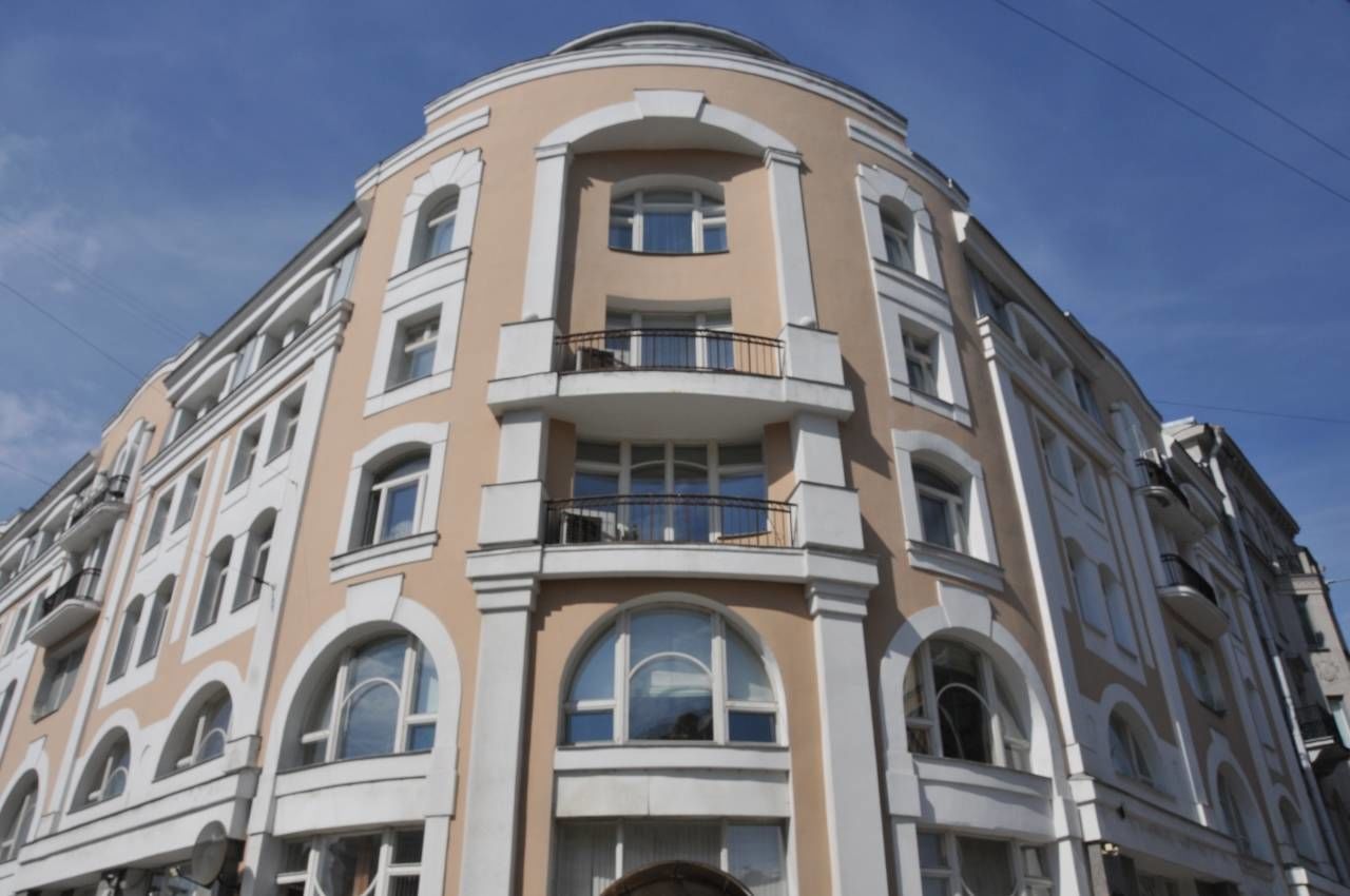 Торжественный фасад Продажа квартиры 156м² 'Моховая, 47' Моховая ул.,47