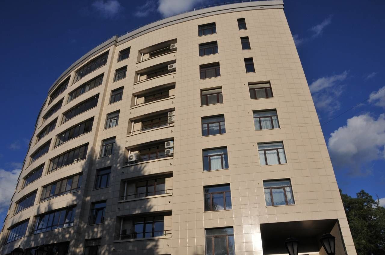 Вид на дом Продажа квартиры 118м² 'Буржуа' Профессора Попова ул., 37 Вид на дом Продажа квартиры 118м² 'Буржуа' Профессора Попова ул., 37