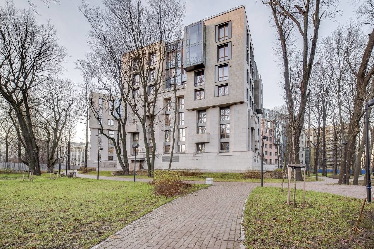 Аллеи комплекса Продажа квартиры 165м² 'Смольный парк II' Смольного ул., 4 Аллеи комплекса Продажа квартиры 165м² 'Смольный парк II' Смольного ул., 4