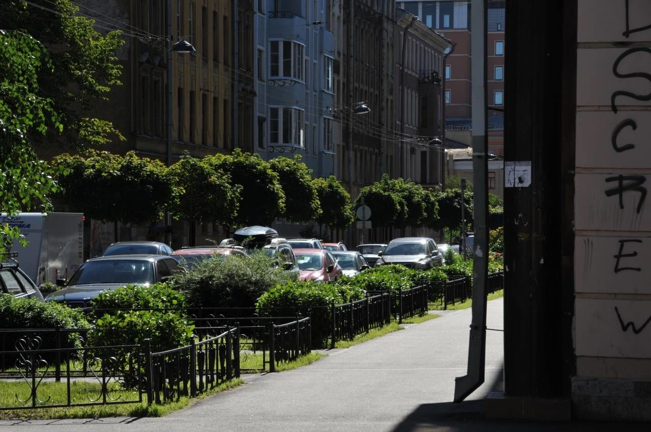 Рядом с домом Продажа квартиры 121м² 'Шамшева, 14' Шамшева ул., 14 Рядом с домом Продажа квартиры 121м² 'Шамшева, 14' Шамшева ул., 14