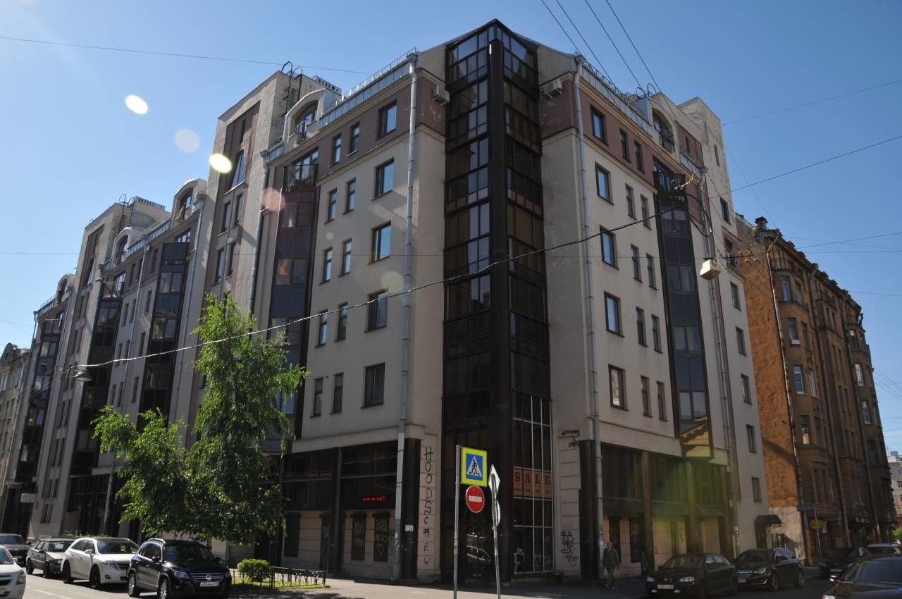 Вид на дом Продажа квартиры 121м² 'Шамшева, 14' Шамшева ул., 14 Вид на дом Продажа квартиры 121м² 'Шамшева, 14' Шамшева ул., 14