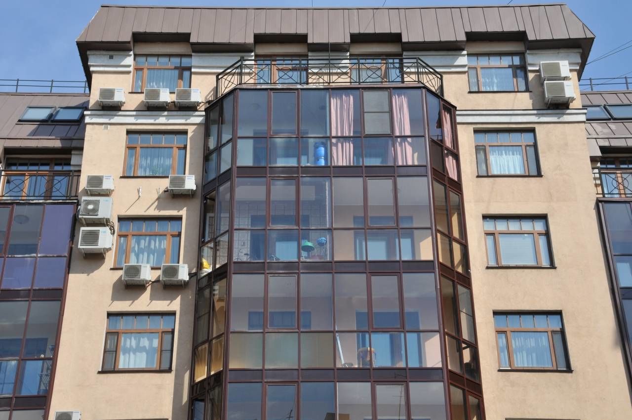 Витражное остекление балконов Продажа квартиры 118м² 'Суворовский' 9-я Советская ул., 5