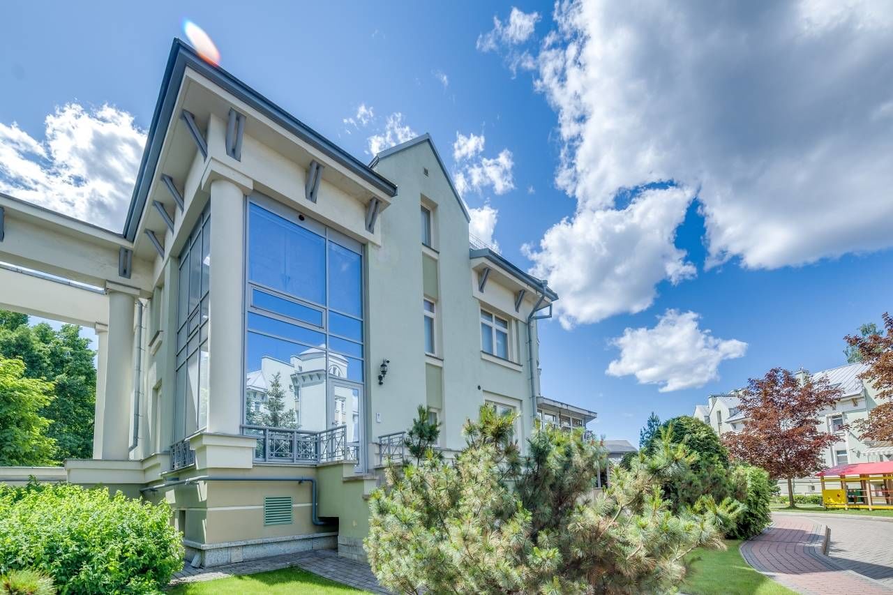 Таунхаус в ЖК Зеленый остров Продажа квартиры 344м² 'Зеленый остров' Константиновский пр., 26 Таунхаус в ЖК Зеленый остров Продажа квартиры 344м² 'Зеленый остров' Константиновский пр., 26