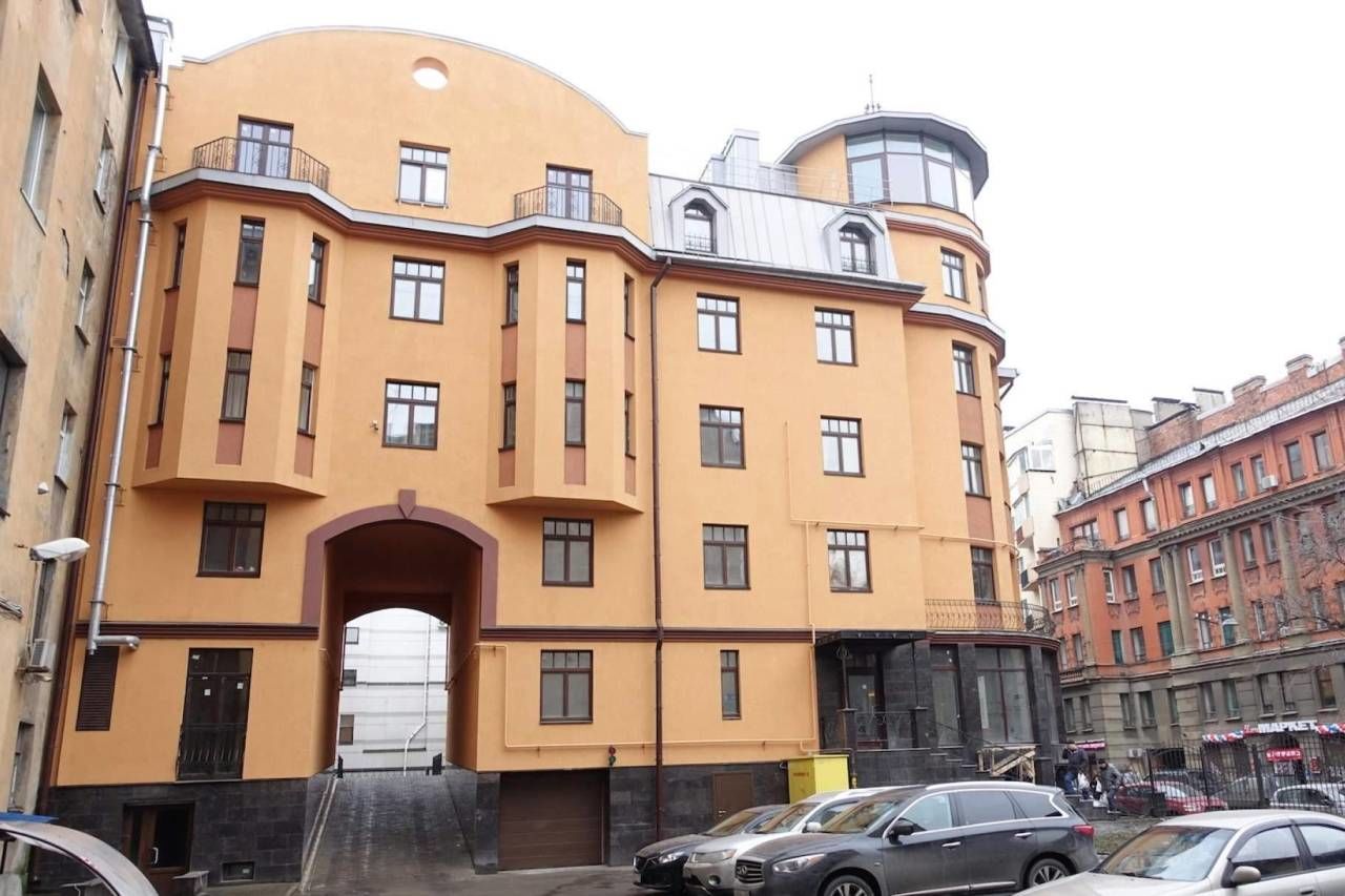 Фасад дома со стороны двора Продажа квартиры 118м² 'Дом с мансардой ОК строй' Б. Зеленина ул., 6 Фасад дома со стороны двора Продажа квартиры 118м² 'Дом с мансардой ОК строй' Б. Зеленина ул., 6