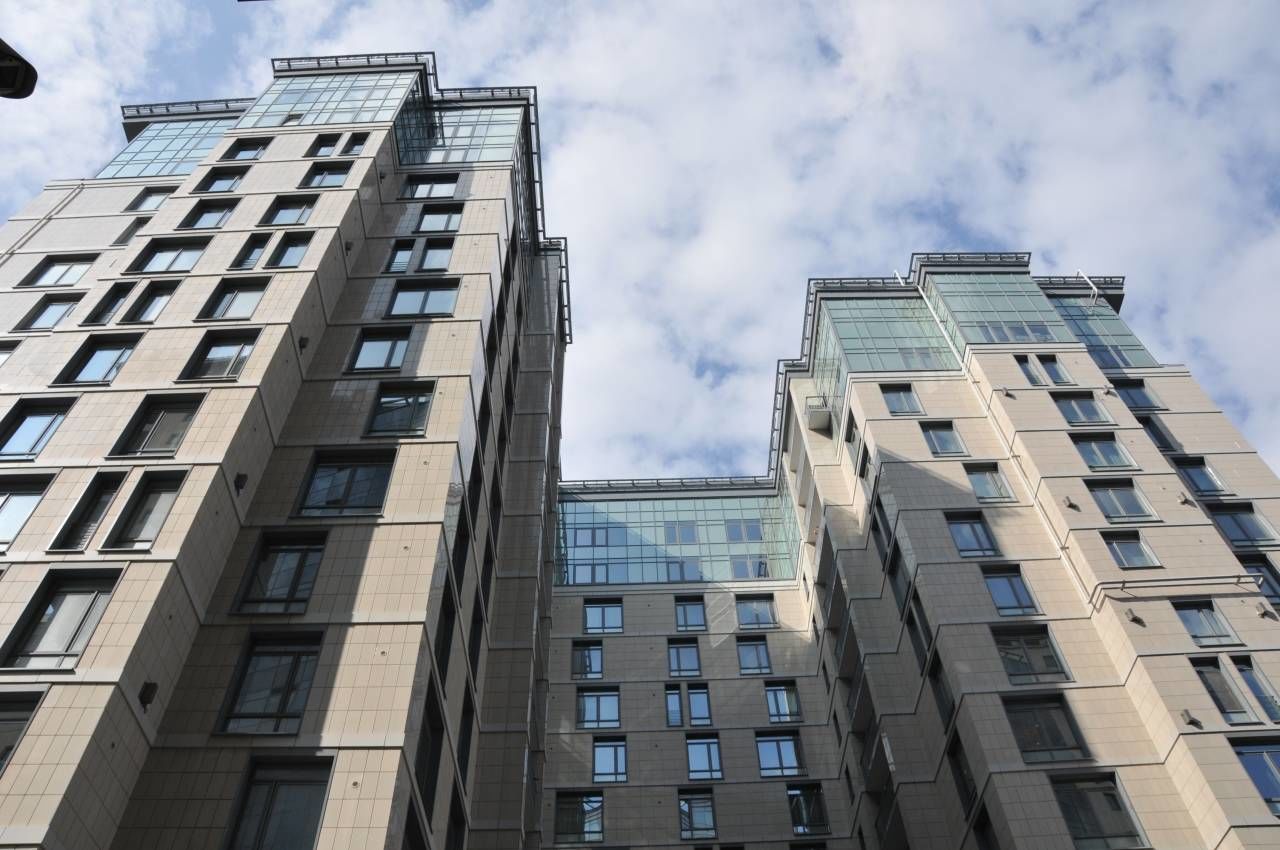Яркая современная архитектура Продажа квартиры 136м² 'ПРЕСТИЖ' 26-я Линия В.О., 15 Яркая современная архитектура Продажа квартиры 136м² 'ПРЕСТИЖ' 26-я Линия В.О., 15
