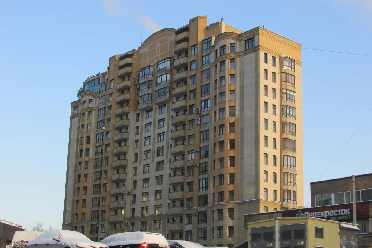 Вид на дом Продажа квартиры 129м² 'Большеохтинский, 16' Большеохтинский пр., 16 Вид на дом Продажа квартиры 129м² 'Большеохтинский, 16' Большеохтинский пр., 16